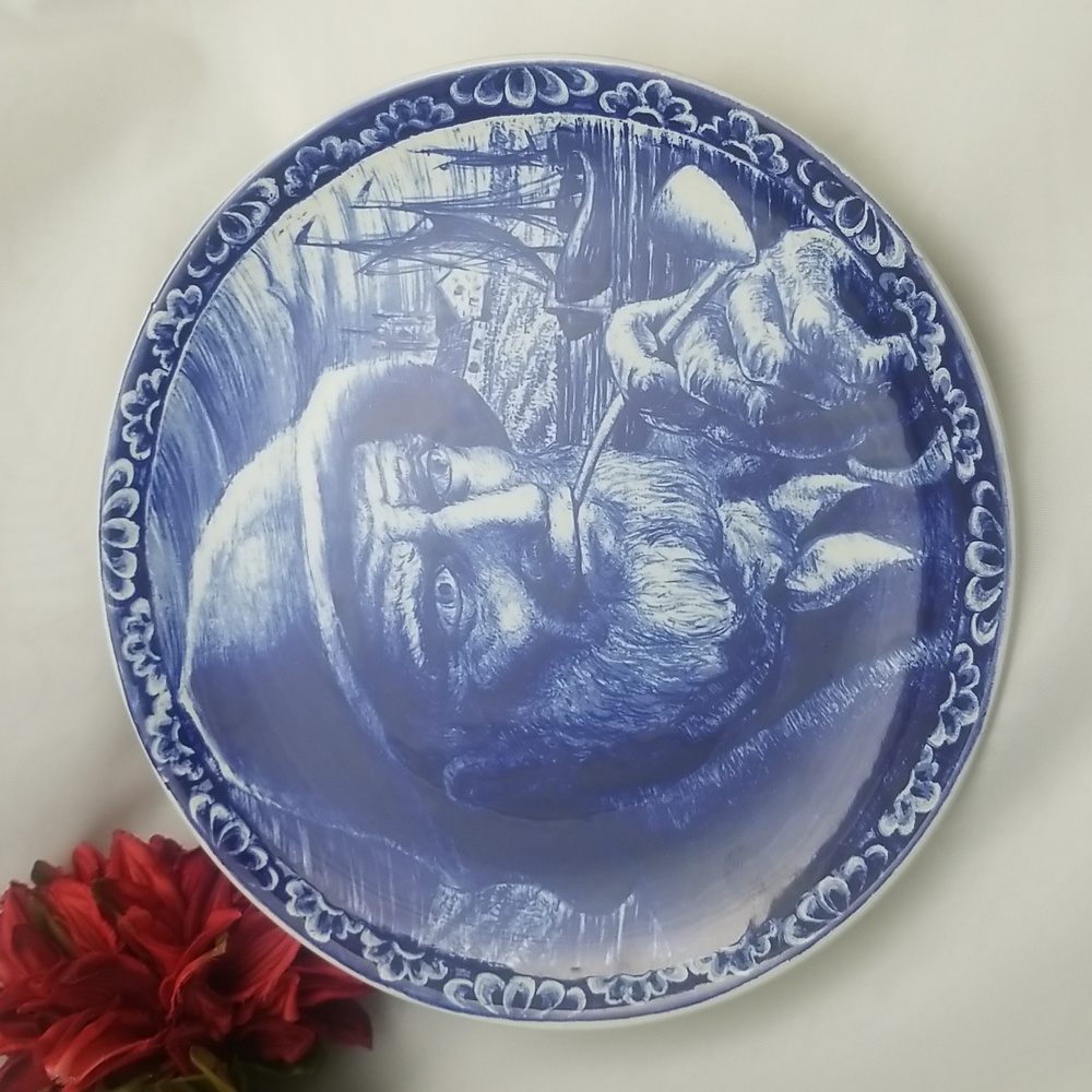 Delfts Boch Frères Old Fisherman Hanging Plate
